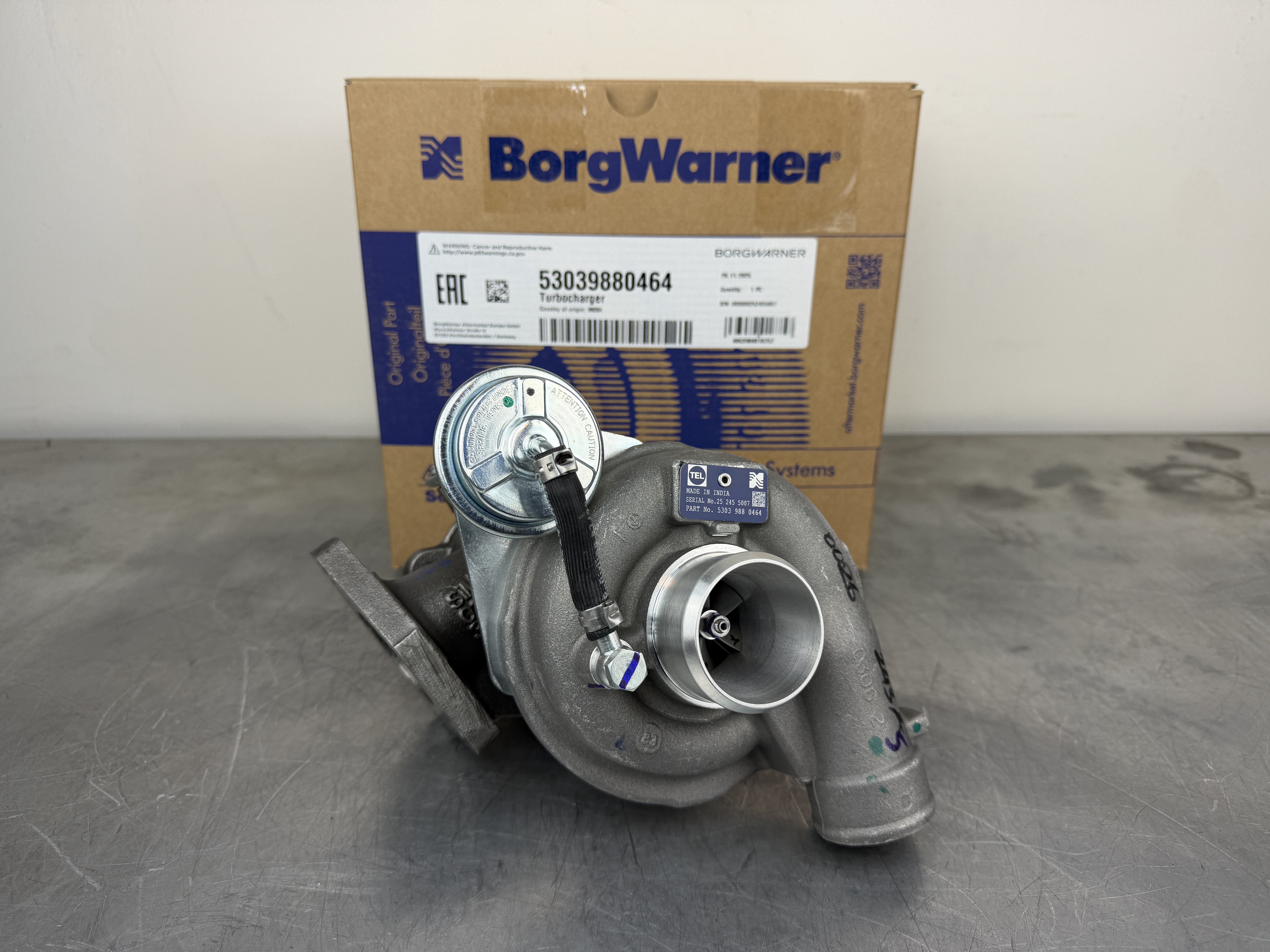 TOYOTA HILUX 2.5 D ÚJ "GYÁRI" ÚJ TURBÓ